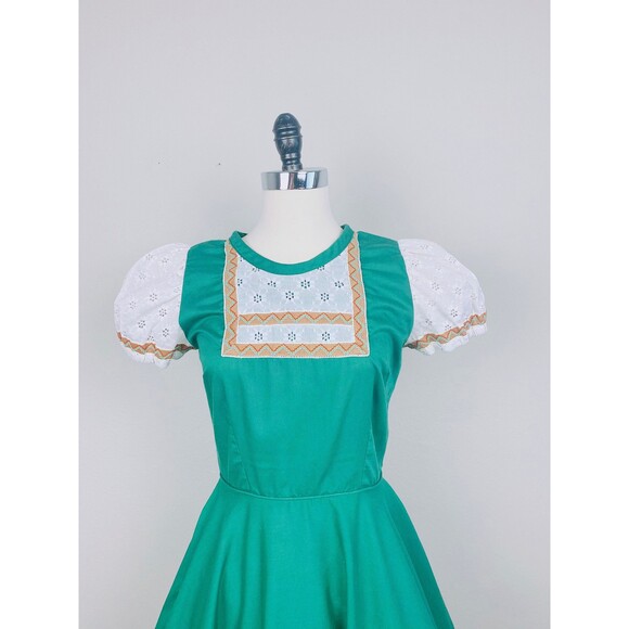 1970s Vintage Green 70s / Seventies Eyelet Puffed  Square Dance Dress / Medium - Picture 7 of 7